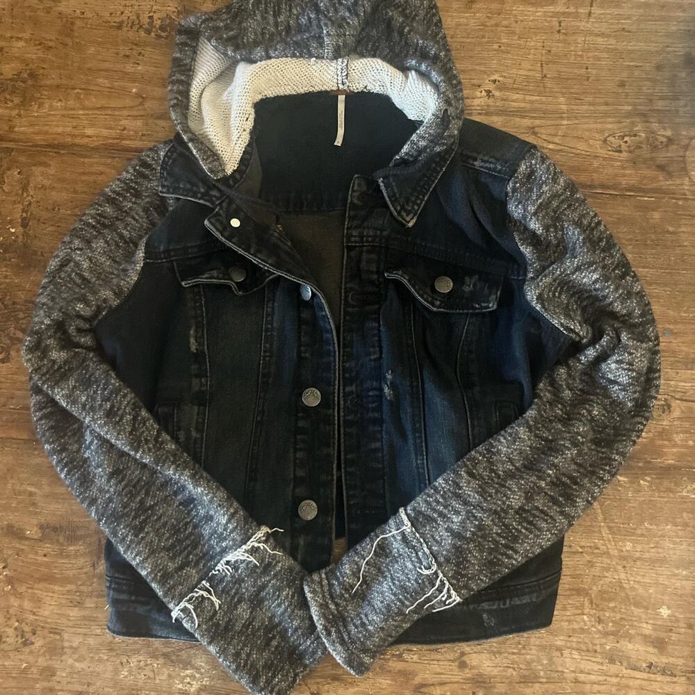 Free People distressed sleeves black Bella Swan Hoodie Jacket Small